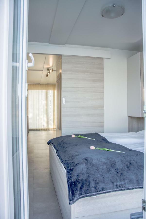 Floating House - Marina Relax Villa Portorož Exterior foto