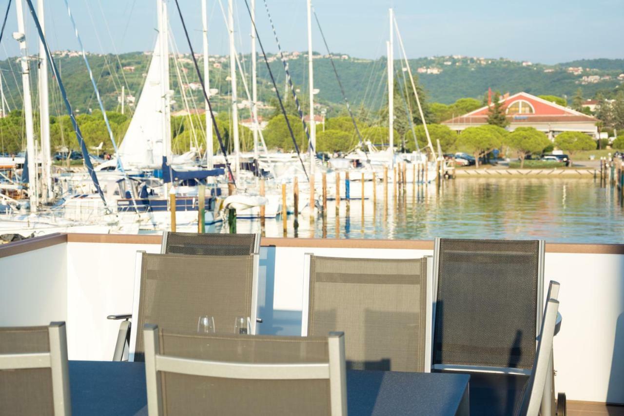 Floating House - Marina Relax Villa Portorož Exterior foto